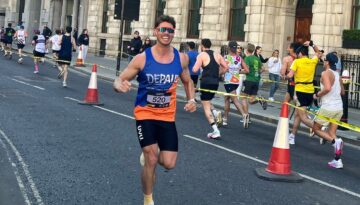 Depaul UK runner running the London Landmarks